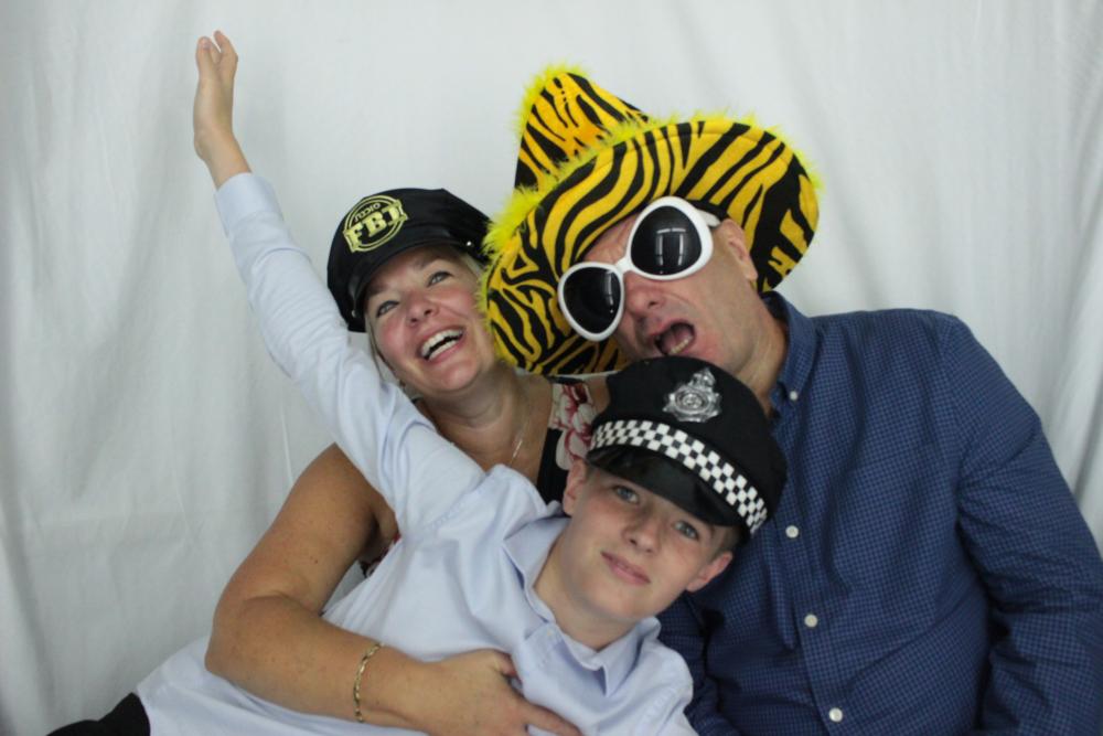 Laura & Oliver | View more photos from the event at gallery.myphotoboothexperience.co.uk/u/MyPhotoBoothExperienceLtd/Laura-Oliver